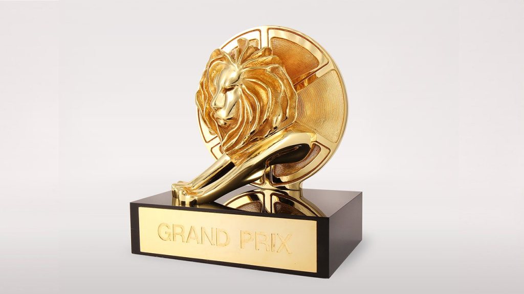 4091e51d-47e1-4c51-920d-884d5ad26299_5c2dca00_image